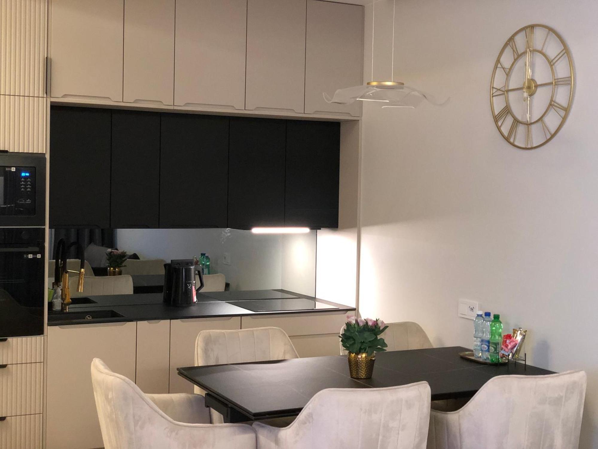 Komfortowe Apartamenty Kielce Klonowa ,Ogrodek, Garaz Podziemny, Samodzielne Wejscie Na Kod 24H Exterior photo