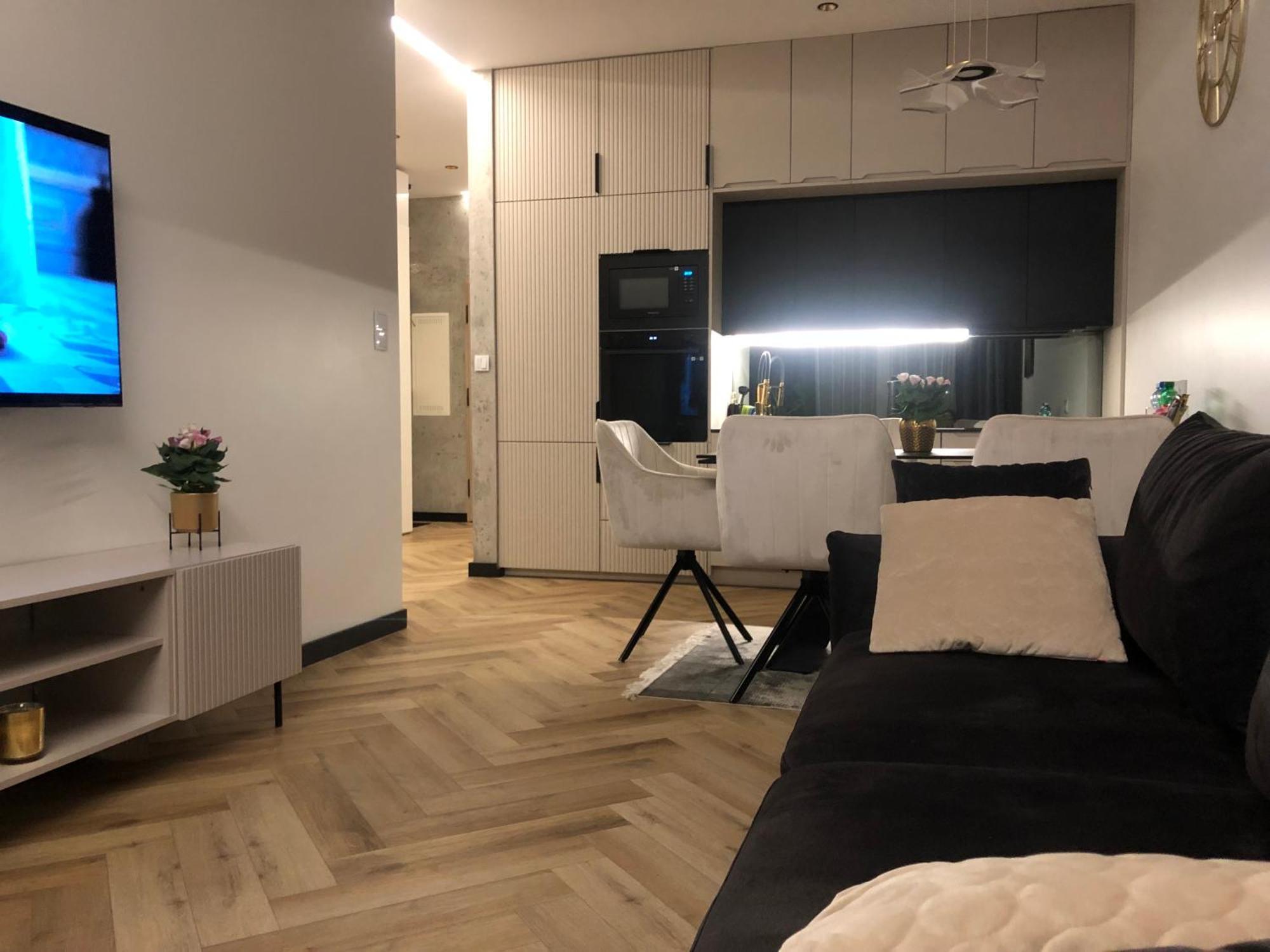 Komfortowe Apartamenty Kielce Klonowa ,Ogrodek, Garaz Podziemny, Samodzielne Wejscie Na Kod 24H Exterior photo