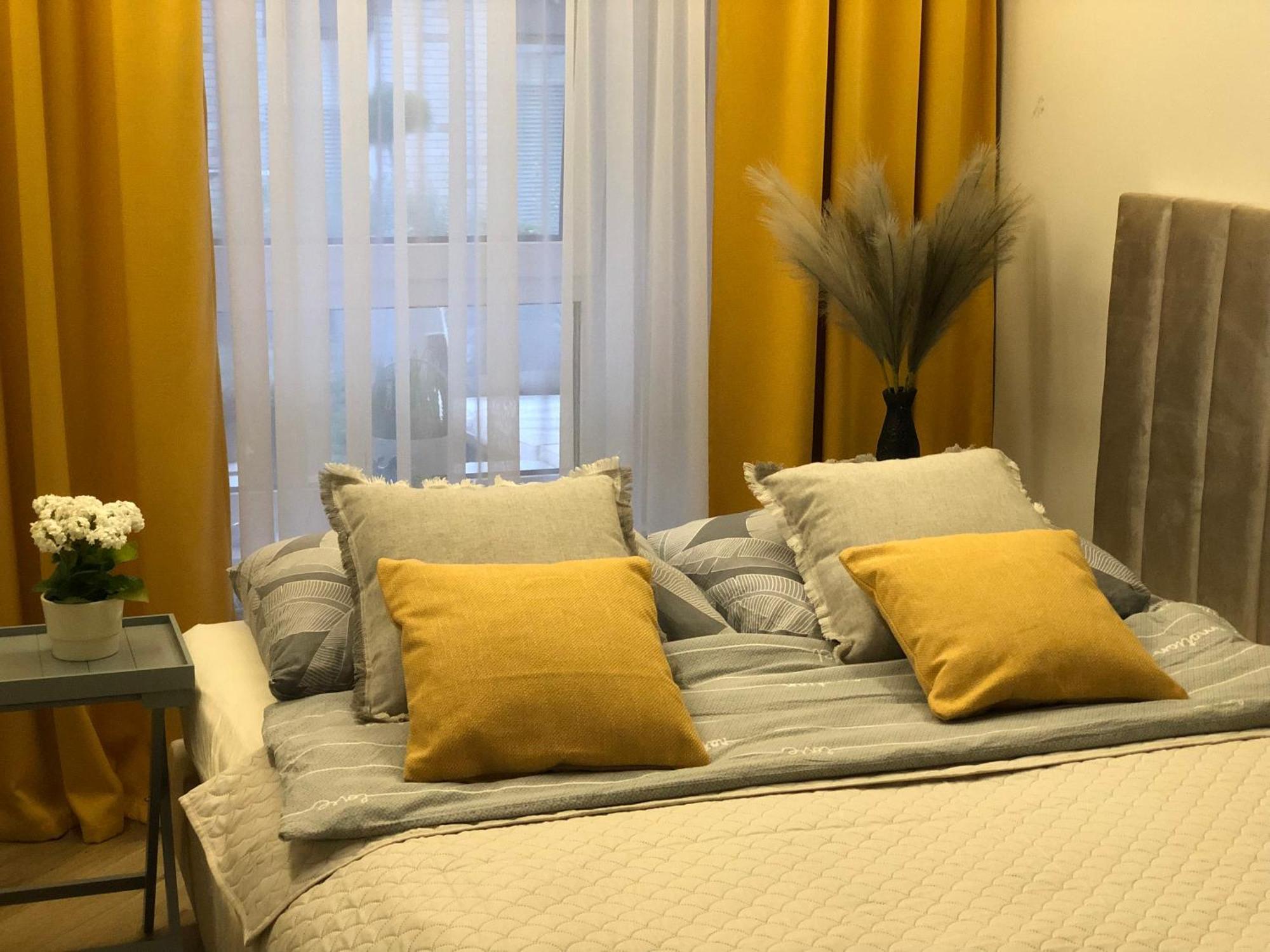 Komfortowe Apartamenty Kielce Klonowa ,Ogrodek, Garaz Podziemny, Samodzielne Wejscie Na Kod 24H Exterior photo