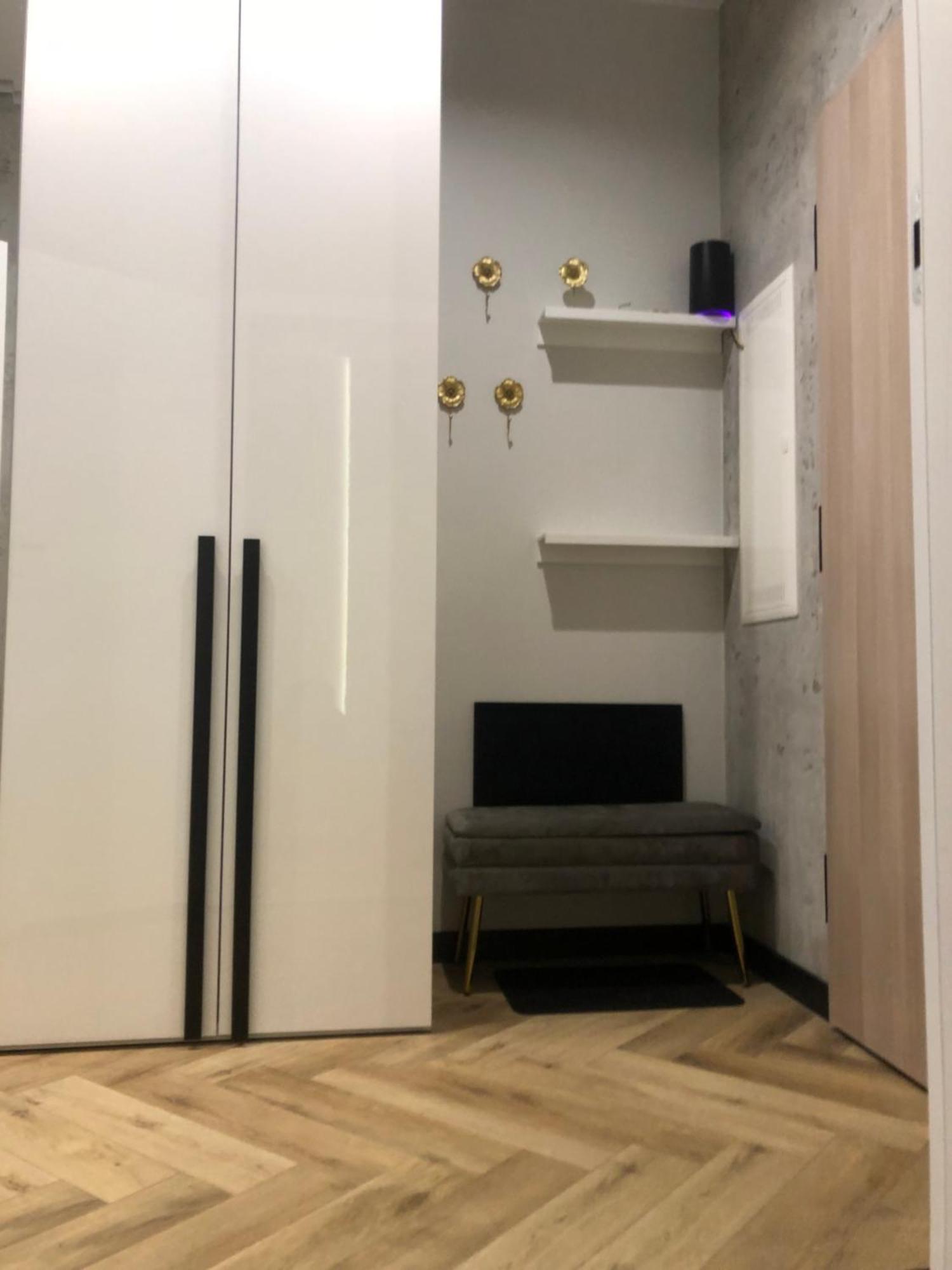 Komfortowe Apartamenty Kielce Klonowa ,Ogrodek, Garaz Podziemny, Samodzielne Wejscie Na Kod 24H Exterior photo